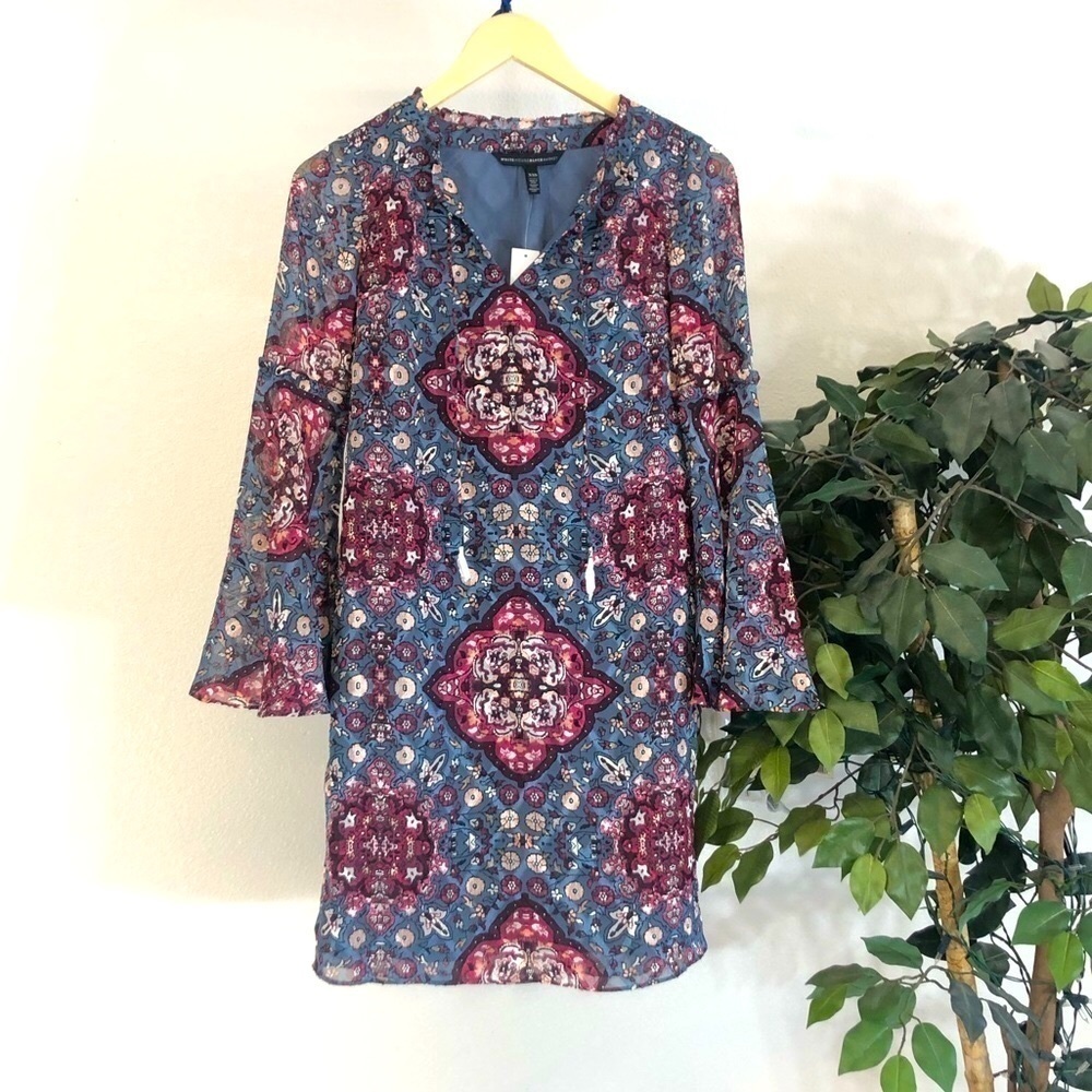 NWT WHBM Medallion Shift Dress W/ Bell Sleeves